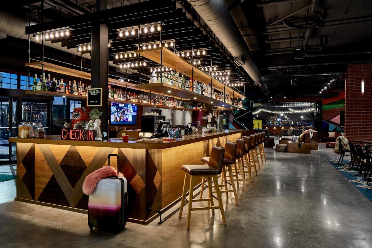 Hotel Moxy Downtown Chattanooga